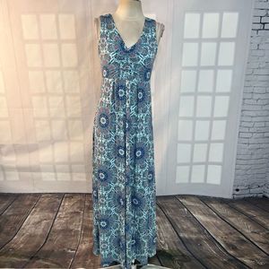 Talbots sleeveless paisley floral jersey maxi dress size small